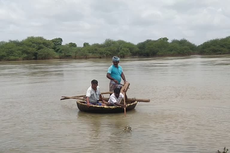 people facing difficulties in haveri due to bridge problem