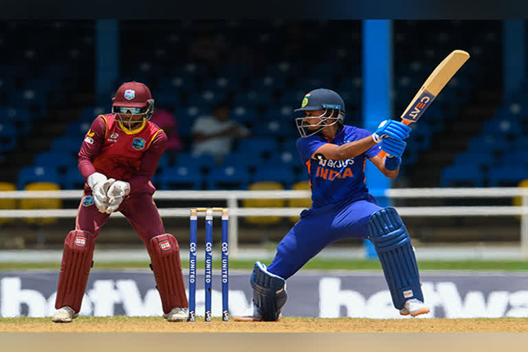 IND vs WI  Shreyas Iyer completes 1000 runs in ODI cricket  Shreyas Iyer record  Shreyas Iyer odi record  ഏകദിനത്തില്‍ ആയിരം ക്ലബില്‍ ഇടം നേടി ശ്രേയസ് അയ്യര്‍  ശ്രേയസ് അയ്യര്‍  ഇന്ത്യ vs വെസ്റ്റ്‌ ഇന്‍ഡീസ്  ശ്രേയസ് അയ്യര്‍ ഏകദിന റെക്കോഡ്