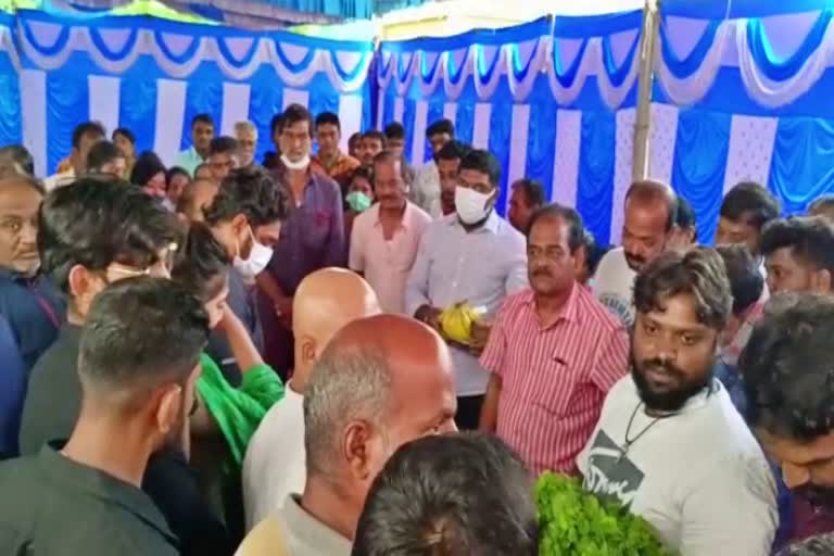 lakshmidevammas-last-rites-at-jakkenahalli-tumkur