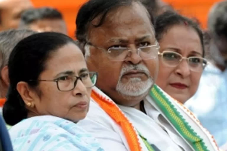 Mamata Banerjee name and mobile number in Partha Chatterjee Arrest Memo sparks controversy