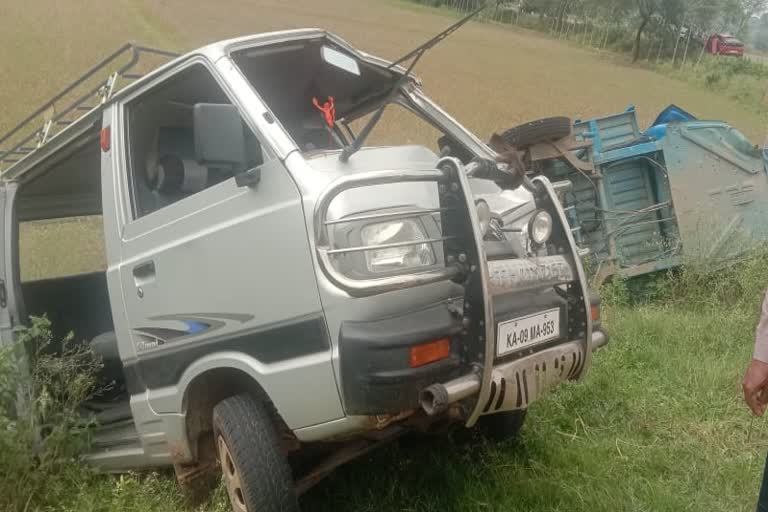 woman-dead-in-car-auto-accident-in-narasipura