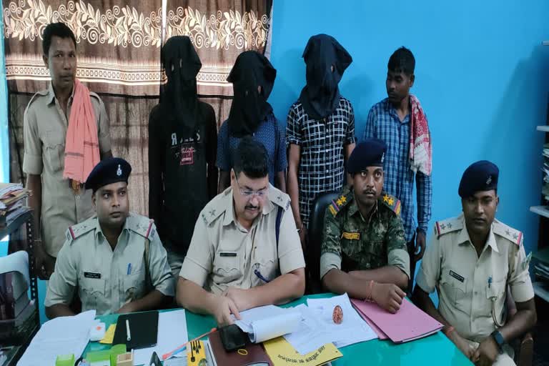 Bike thief gang busted in Gumla three criminals arrested