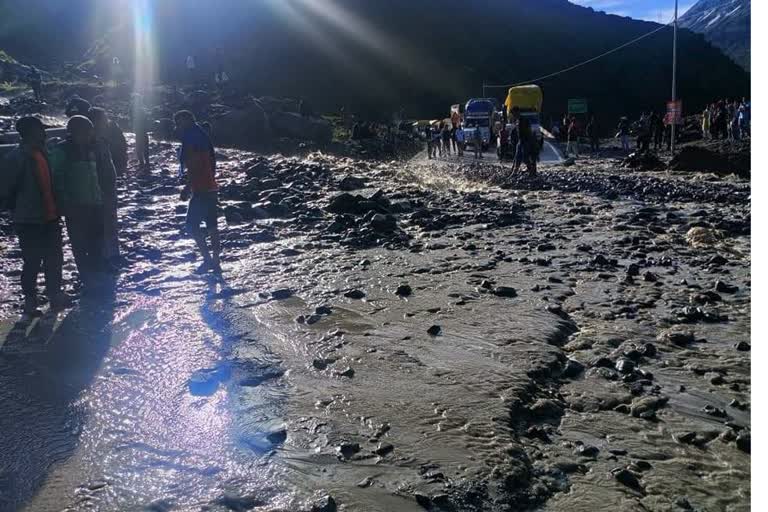 cloud burst in manali