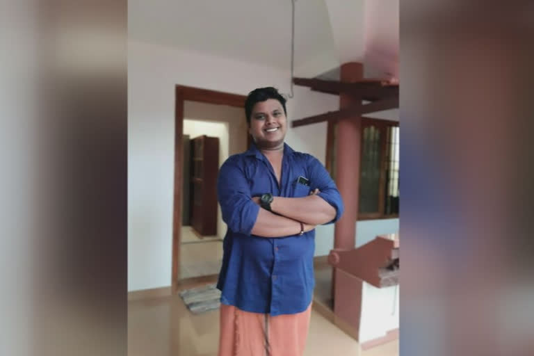 kannur  rss worker death  കണ്ണൂരില്‍ ആര്‍എസ്എസ് പ്രവര്‍ത്തകന്‍ കുഴഞ്ഞുവീണ് മരിച്ചു  കണ്ണൂര്‍ പാനുണ്ട  തലശ്ശേരി ഇന്ദിരഗാന്ധി ആശുപത്രി