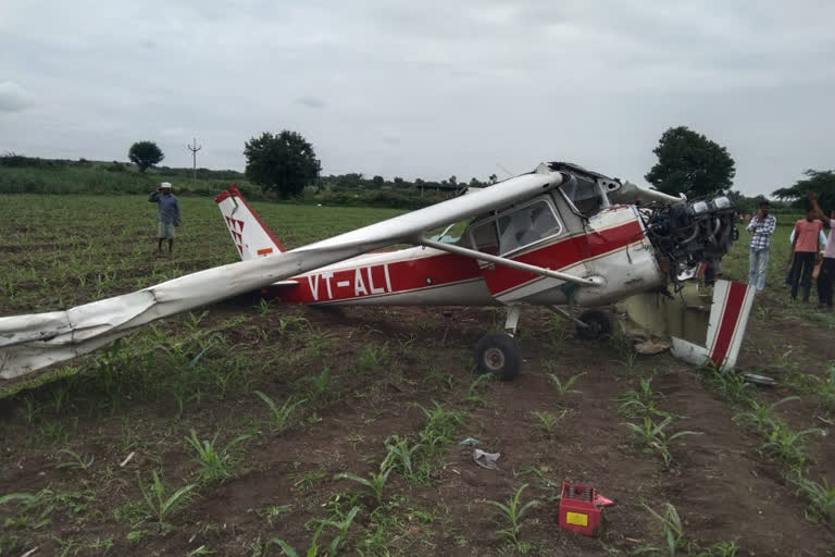 Trainer aircraft crashes in Pune, pilot injured