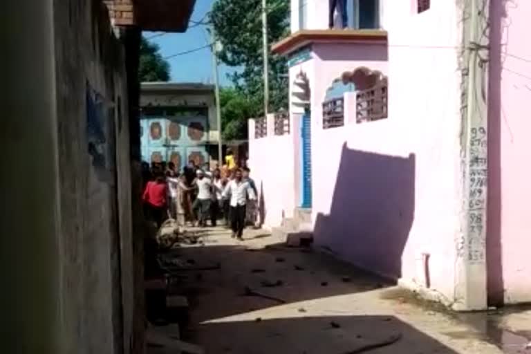 Fight between two sides in Roorkee