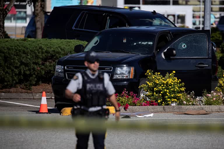 Canada mass shootings: two injured, two died