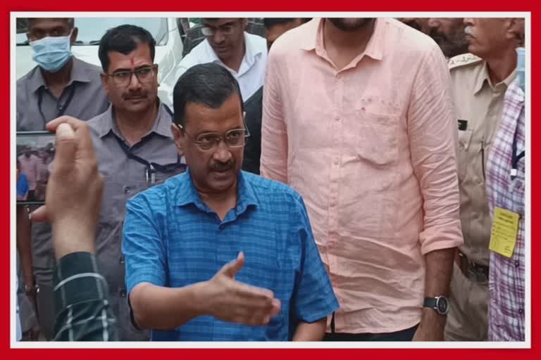 Delhi CM Kejrival in Bhavnagar : દારૂબંધીમાં દારૂ પકડાય અને દારૂના નામે ઝેરી દવા પાય એ ગંભીર બાબત