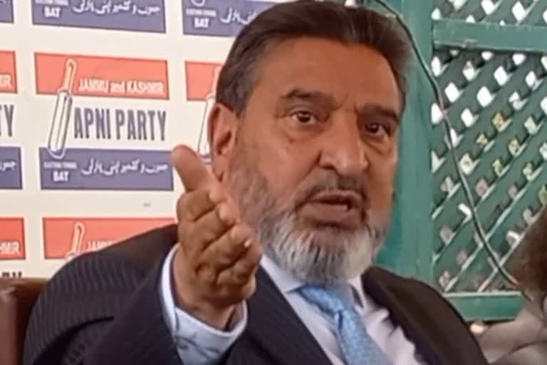 Altaf Bukhari on JK Politicians : ’سیاست دانوں نے کشمیر کو قبرستان کے سوا کچھ نہیں دیا‘