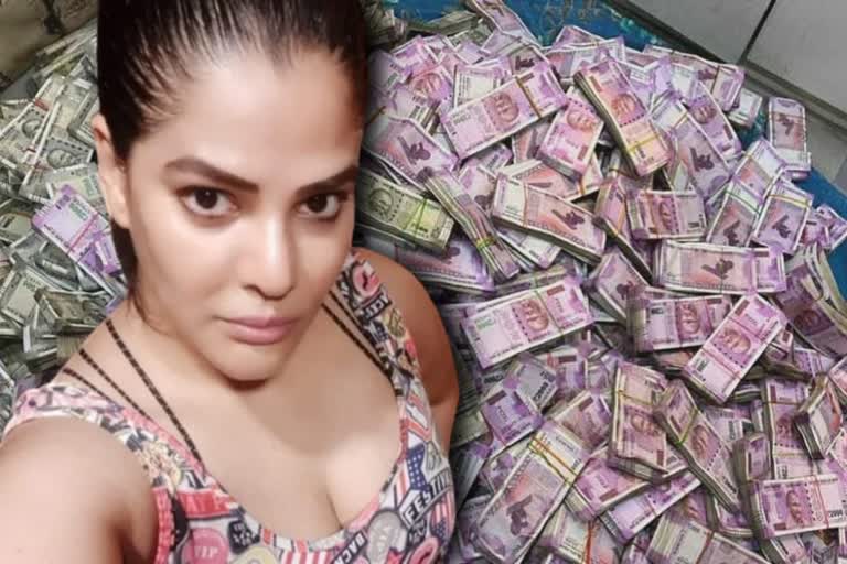 Ed found crores of cash in arpita mukherjee flat