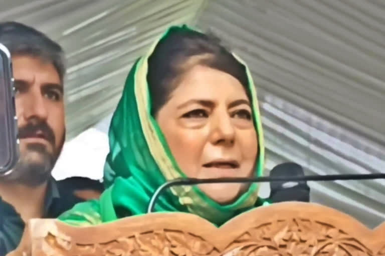 Road to become 'Vishwa Guru' passes through J&K: Mehbooba