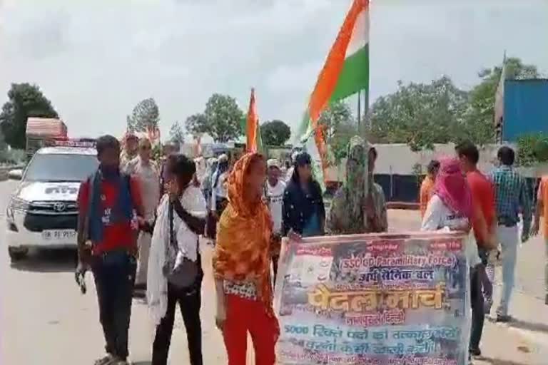 youth foot march nagpur to delhi