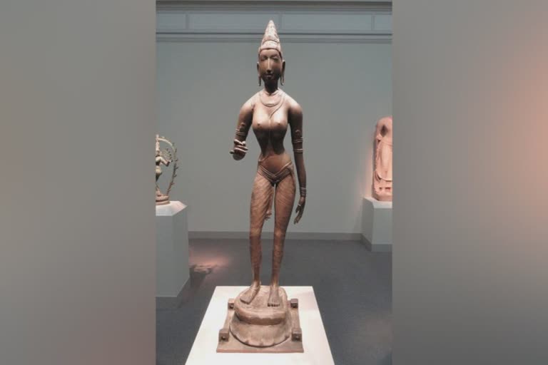 Bronze idol of Chola queen traced in Washington museum  1929 നഷ്‌ടപ്പെട്ട ചോള രാജ്ഞിയുടെ വെങ്കല വിഗ്രഹം അമേരിക്കയിൽ  തമിഴ്‌നാട്ടിൽ നിന്ന് നഷ്‌ടപ്പെട്ട ചോള രാജ്ഞിയുടെ വിഗ്രഹം യുഎസിൽ  ചോള രാജ്ഞി സെംബിയൻ മഹാദേവി  ചോള രാജ്ഞി സെംബിയൻ മഹാദേവിയുടെ വെങ്കല വിഗ്രഹം കണ്ടെത്തി  വാഷിങ്ടൺ ഡിസിയിലെ ഫ്രീർ ഗാലറി ഓഫ് ആർട്ട്  ചോള രാഞ്ജിയുടെ വിഗ്രഹം ഫ്രീർ ഗാലറി ഓഫ് ആർട്ടിൽ നിന്ന് കണ്ടെത്തി