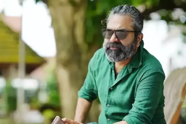 YouTuber Suraj Palakkaran  Suraj Palakkaran surrenders  യുവതിക്കെതിരെ മോശം പരാമർശം  യൂട്യൂബർ സൂരജ് പാലാക്കാരൻ പൊലീസിൽ കീഴടങ്ങി  സൂരജ് പാലാക്കാരൻ അറസ്റ്റിൽ