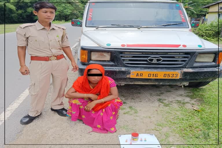 woman-arrested-with-drugs-in-lakhimpur