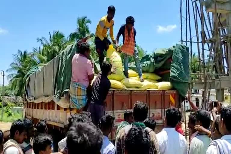 police detained two Person who supplied fake fertilizers in gadag