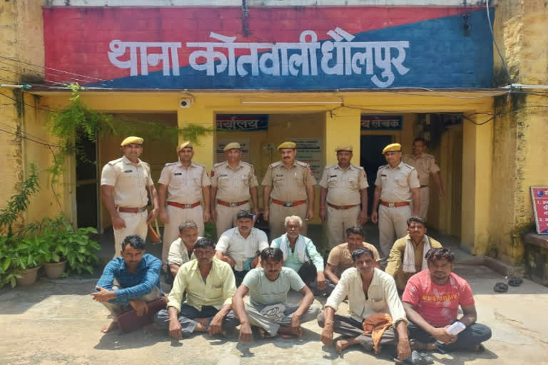 Cattle smugglers arrested in Dholpur, vehicles seized