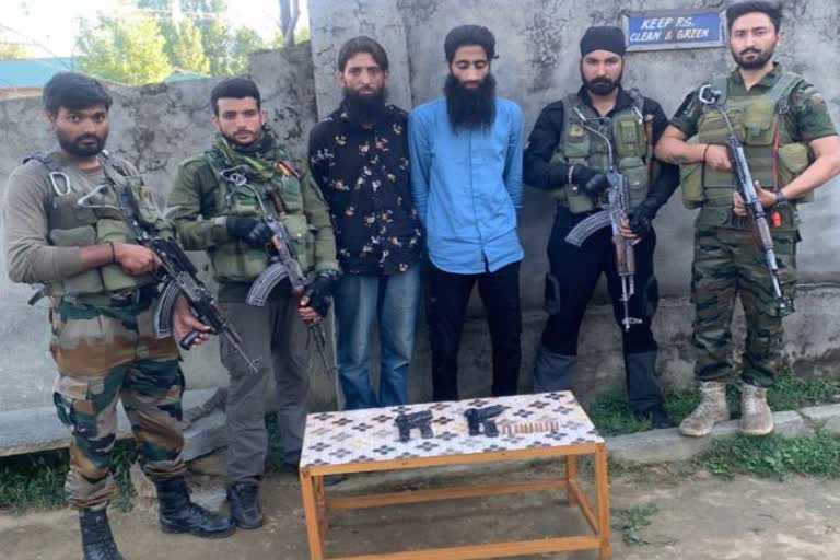 two-let-hybrid-militants-arrested-in-north-kashmir-says-police