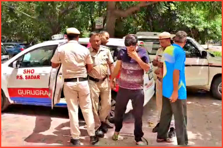 Gurugram three policemen arrested for extortion