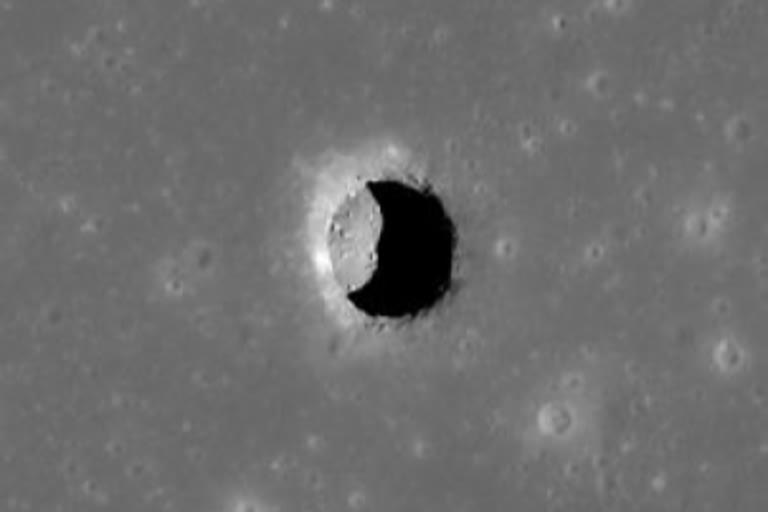 NASA's LRO finds lunar pits with temperatures suitable for humans