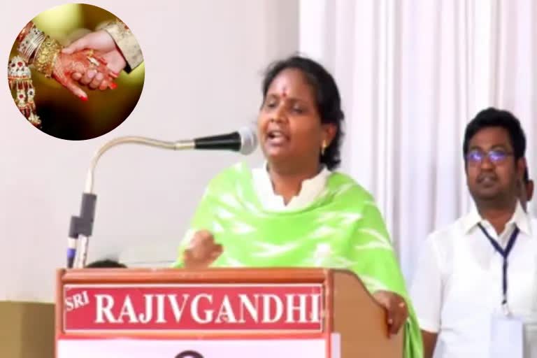 Kerala MP ask for groom by singing Tamil movie songs