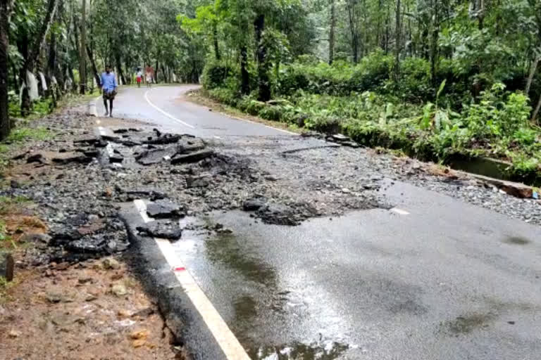 കോട്ടയം കനത്ത മഴ  മൂന്നിലവ് ഉരുള്‍ പൊട്ടല്‍  മൂന്നിലവ് മഴവെള്ളപ്പാച്ചില്‍ വ്യാപക നാശനഷ്‌ടം  കോട്ടയം മലയോര മേഖല കനത്ത മഴ  kottayam rain latest  heavy rain wreak havoc in moonnilavu  moonnilavu landslide latest