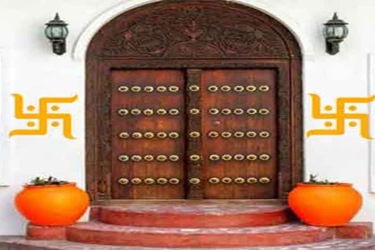 door obstruction in Vastu Shastra