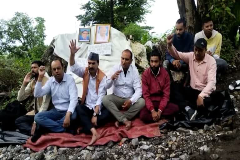 protests on the roads of Mussoorie