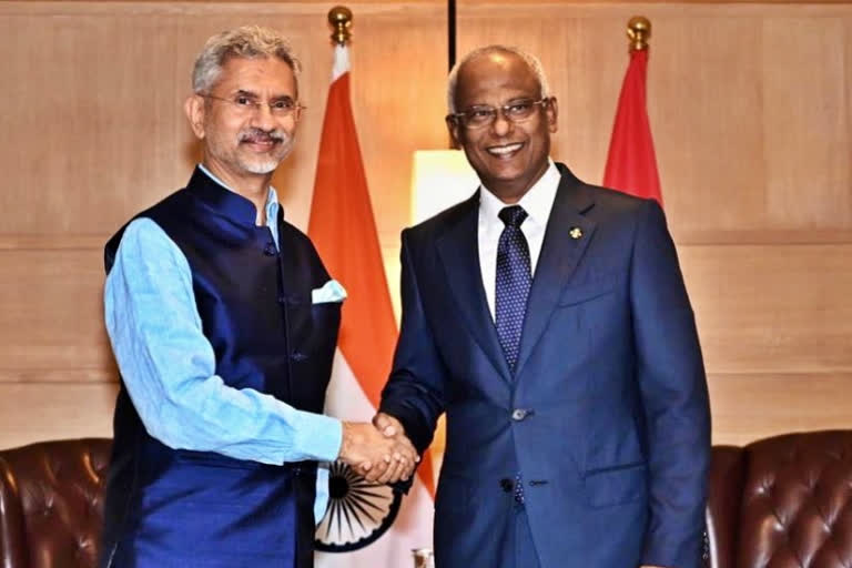 Jaishankar calls on Maldivian Prez Solih; 'ties strong', says former ambassador