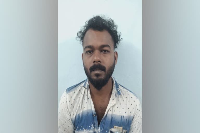 കണ്ണൂർ ക്രൈം വാർത്തകൾ  Youth from Kasaragod arrested in POCSO case  Kasaragod native arrested in POCSO case  പെൺകുട്ടിയെ പ്രലോഭിപ്പിച്ച് അശ്ലീല വീഡിയോ ചാറ്റ് നടത്തിയ യുവാവ് പിടിയിൽ  കാസർകോട് സ്വദേശിയായ യുവാവ് പോക്‌സോ കേസിൽ അറസ്റ്റിൽ  POCSO case kannur  കണ്ണൂർ പോക്‌സോ കേസ്