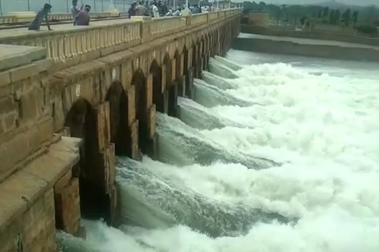 flood-threat-faced-again-in-cauvery-river-area