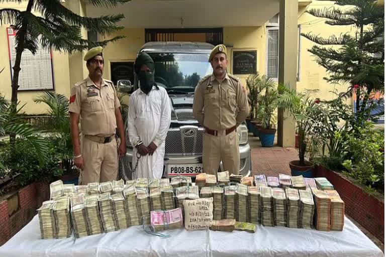 heroin-and cash -recovered-in-udhampur-from smuggler says police