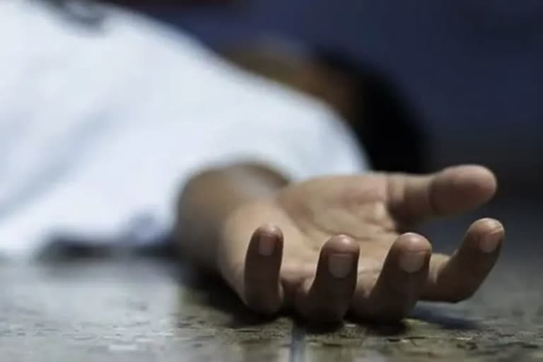 unknown dead body recovered from kathajodi