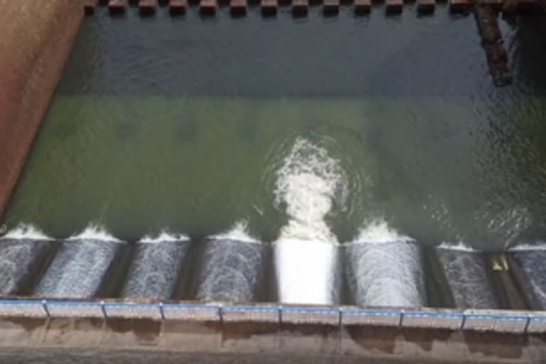 கனமழை காரணமாக பவானிசாகர் அணையில் இருந்து 6700 கன அடி உபரி நீர் திறப்பு