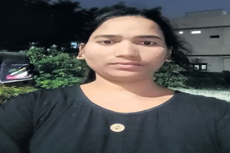 Shabash Sirisha: Young woman catches thief despite being injured