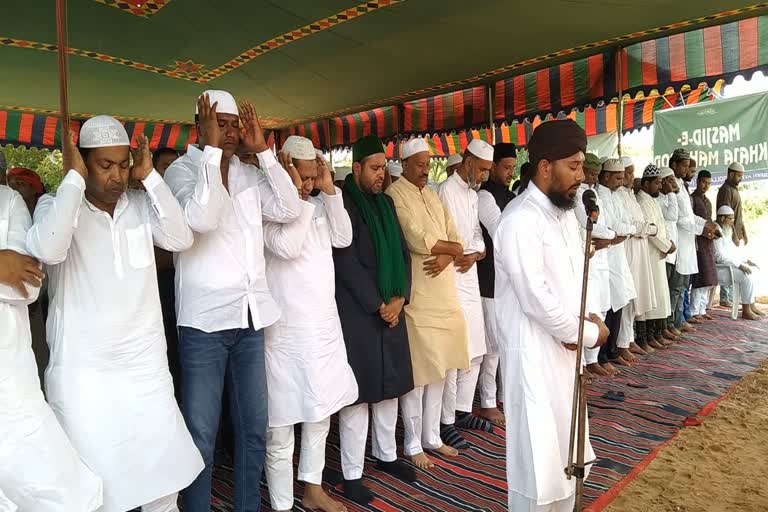 شمش آباد کی مسجد خواجہ محمود میں نماز جمعہ ادا کی گئی
