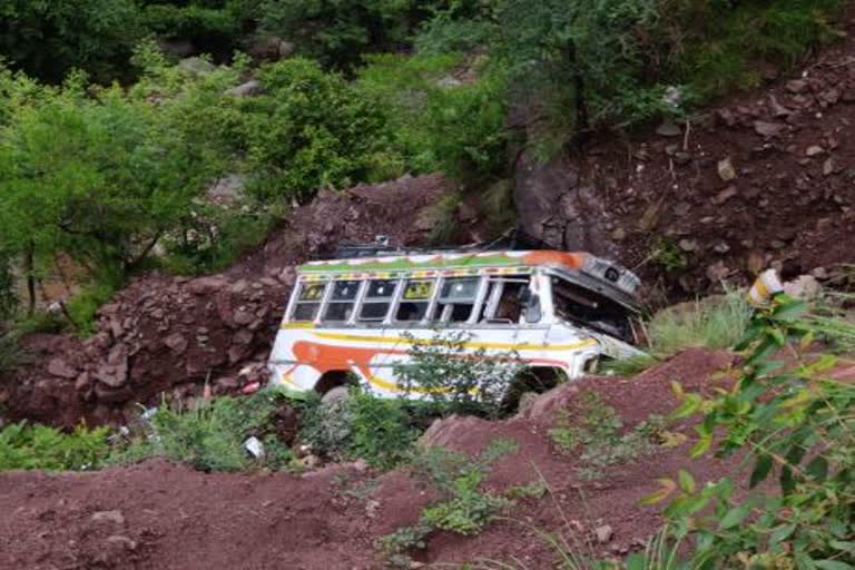 minibus falls into gorge