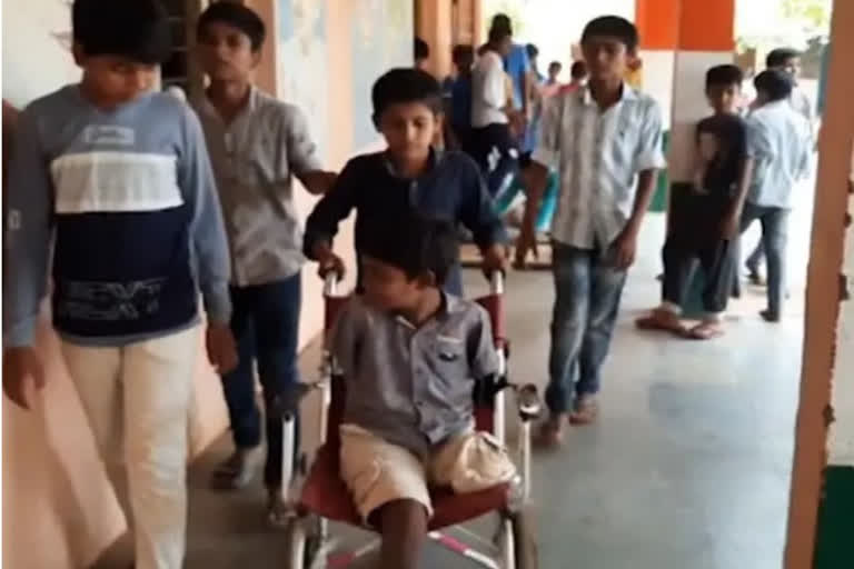 Friendship day Special : FRIENDS MAGIC BRING SMILE ON A DISABLE BOY's FACE