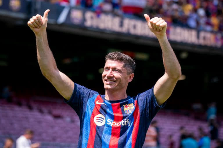 Robert Lewandowski Ready For Huge Challenge with fc barcelona  Robert Lewandowski  fc barcelona  Barcelona presented Lewandowski  റോബട്ട് ലെവൻഡോവ്സ്‌കി  എഫ്‌സി ബാഴ്‌സലോണ  ലെവൻഡോവ്സ്‌കിയെ ബാഴ്‌സ അവതരിപ്പിച്ചു  lionel messi  ലയണല്‍ മെസി  ലെവൻഡോവ്‌സ്‌കി