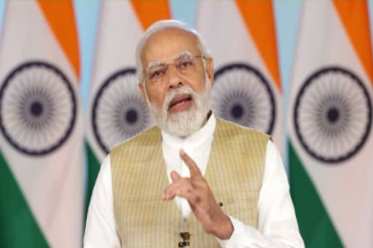 PM Modi congratulates CWG medal winners