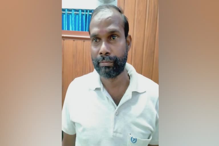 sexual assault attempt against 15 year old in relief camp  kottayam man arrested for sexual assault attempt  man arrested for sexual assault attempt against 15 year old  kottayam sexual assault  മാനസിക വെല്ലുവിളി നേരിടുന്ന പതിനഞ്ചുകാരന് നേരെ ലൈംഗികാതിക്രമം  വൈക്കം ദുരിതാശ്വാസ ക്യാമ്പ് പീഡനം  പതിനഞ്ചുകാരന് നേരെ ലൈംഗികാതിക്രമം  ദുരിതാശ്വാസ ക്യാമ്പില്‍ പീഡനശ്രമം  കോട്ടയം പതിനഞ്ചുകാരന്‍ ലൈംഗിക പീഡന ശ്രമം  പതിനഞ്ചുകാരനെ ലൈംഗികമായി പീഡിപ്പിക്കാന്‍ ശ്രമിച്ചയാള്‍ അറസ്റ്റില്‍  kottayam news  kottayam latest news  കോട്ടയം വാര്‍ത്തകള്‍  kerala latest news