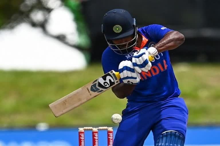 sanju samson s t20 batting average in 2022 higher than virat kohli and rohit sharma  sanju samson t20 batting average in 2022  sanju samson  virat kohli t20 batting average in 2022  rohit sharma t20 batting average in 2022  rohit sharma  virat kohli  സഞ്‌ജു സാംസണ്‍  വിരാട് കോലി  രോഹിത് ശര്‍മ  സഞ്‌ജു സാംസണ്‍ ടി20 ബാറ്റിങ്‌ ശരാശരി