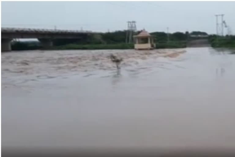 Heavy Rain Lashes in Karnataka: Five die in separate incidents