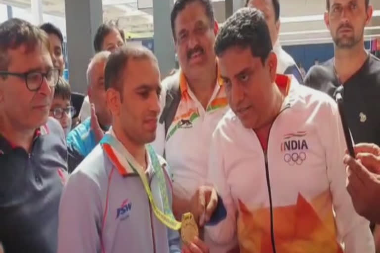 amit panghal won gold medal in cwg 2022