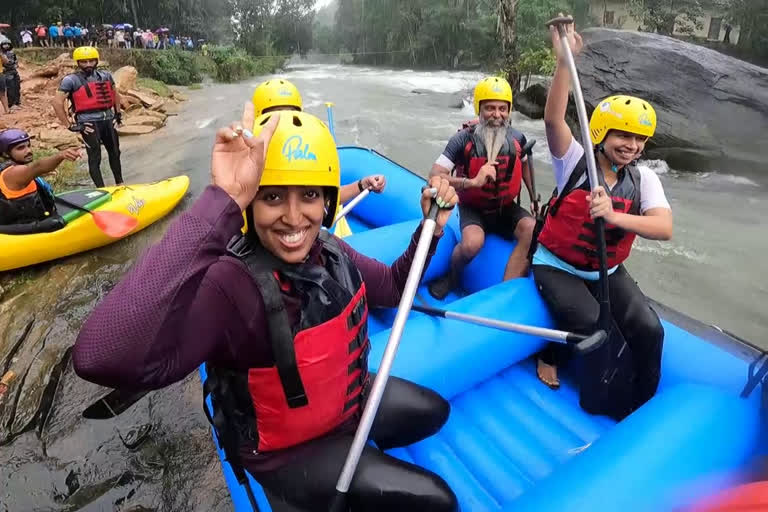 international kayaking competition at kozhikode  Malabar River Festival  international kayaking competition  kayaking  മലബാര്‍ റിവര്‍ ഫെസ്റ്റിവല്‍  കോഴിക്കോട്  അന്താരാഷ്ട്ര കയാക്കിങ് മത്സരം  ഇന്‍റര്‍നാഷണല്‍ കയാക്കിങ് മത്സരം