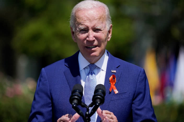 Biden struggles to find footing