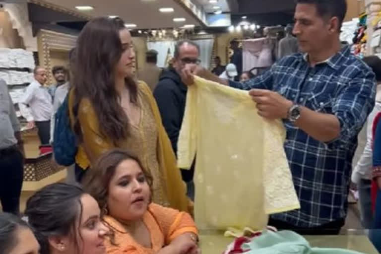 اکشے کمار نے 'رکشابندھن' والی بہنوں کو لکھنؤ میں شاپنگ کروائی، دیکھیں ویڈیو