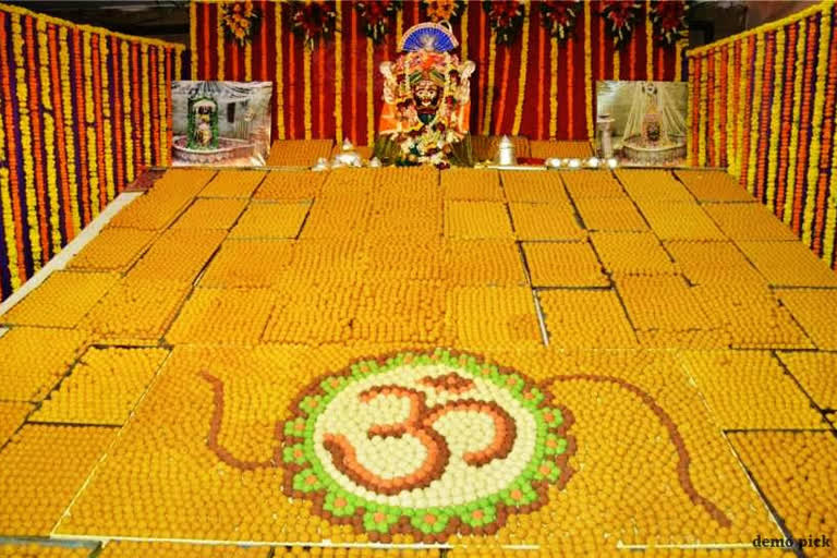 Rakshabandhan preparations in Mahakaleshwar temple