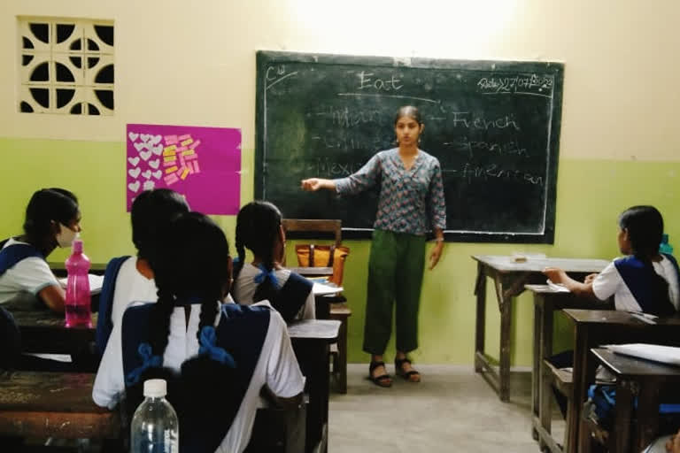 Special English Class in Bengali Medium School by a Teenage Girl from London