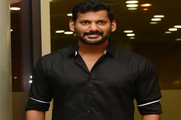 Actor Vishal injured in sets